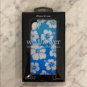 NWT Wildflower Blue Floral iPhone XR Case